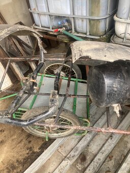 Blatníky Zetor, držiaky - 2