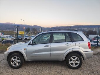 Toyota RAV4 , 2.0 diesel, dovoz it 4x4 - 2