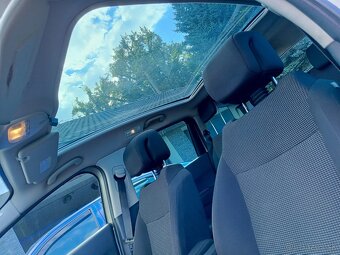 Peugeot 5008 - 2