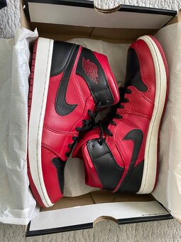Jordan 1 Mid - 2