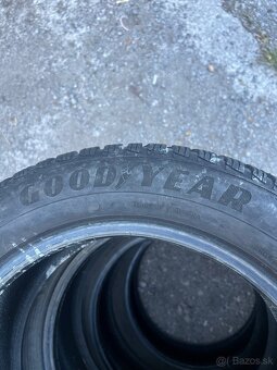 Goodyear 205/55/R16 Zimné - 2