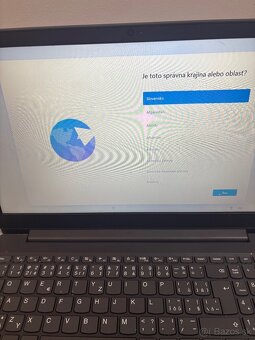 Lenovo V15-IIL (82C500K2CK) sivý - 2