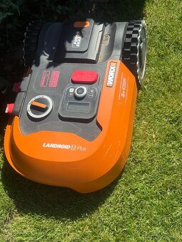 Roboticka kosacka WORX LANDROID M500 Plus - 2