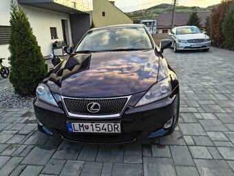 Lexus IS220d - 2