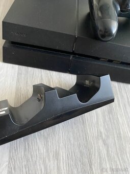 PS4+2xovladač+hry - 2