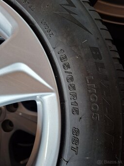 Toyota yaris r15 zimne - 2