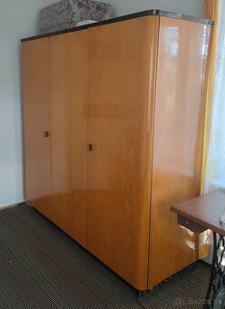 Retro skriňa z masívu 2 - 2