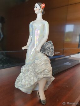 Elegantná porcelánová tanečnica – Krásny doplnok interiéru - 2