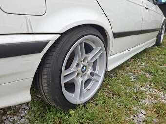 Bmw e36 touring 325tds - 2