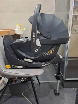 Vajíčko maxi-cosi s otocnym isofixom 360° - 2