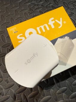 Smart hlavice na radiator Somfy - 2