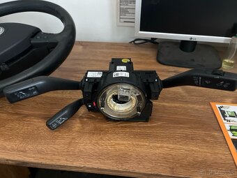 Predám volant passat b6 f1 radenie - 2