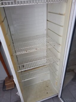 Presklená chladnička -predaj - 2