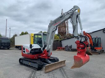 TAKEUCHI TB 370 - RV 2024 260 MTH PLNÁ TOVÁRNÍ ZÁR - 2