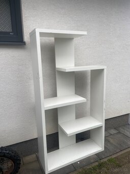 Dizajnová polica - 2