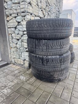 215/55 R17 zimné Nokian - 2
