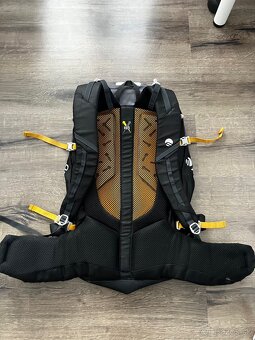 Ferrino Maudit 30+5 – technický batoh - 2