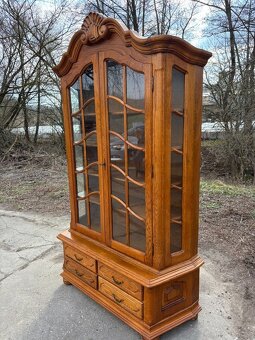 Rustikálna masivná vitrína - 2