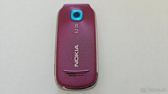 Nokia 7230, v topke. - 2