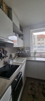 NA PRENÁJOM: 3izbový byt 53 m2 s terasou, záhradkou a parkov - 2