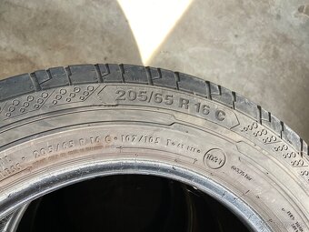 205/65 R16C Continental ContiVanContact - 2