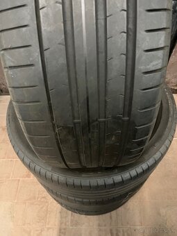 255/40 R21 Pirelli PZERO - 2