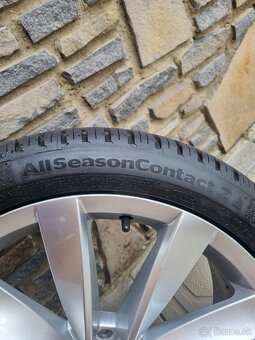 Celoročné pneumatiky continental 245/40 R19 - 2