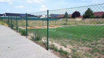 NA PREDAJ: nové záhradky v lokalite Kamenný Mlyn Za traťou - - 2