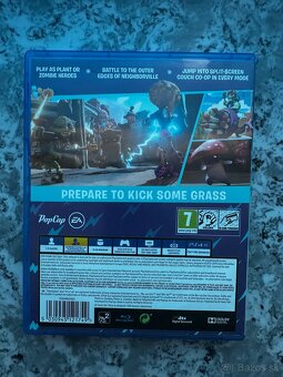 Ps 4 hra Plants vs Zombies - 2