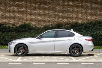 Alfa Romeo Giulia 2.0 GME AT - 2