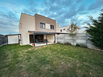 Skvelá ponuka 4i RD v súkromnej rezidencii - 2