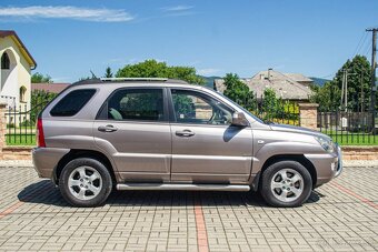 Kia Sportage 2.0 CRDi VGT 4WD - 2