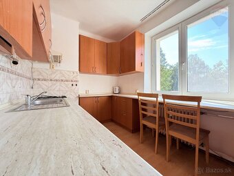 REZERVOVANÝ 2 izbový byt na ulici Dobrianskeho v Humennom. - 2