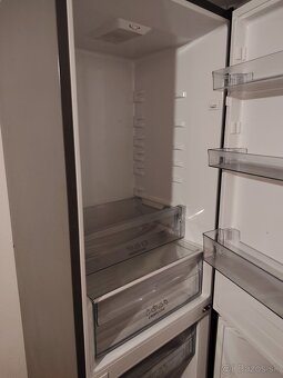 Chladnička s mrazničkou - 2