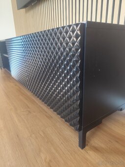skrinka pod tv - 2