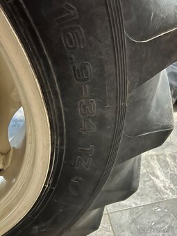 Pneu Zetor 16,9 r 34 - 2