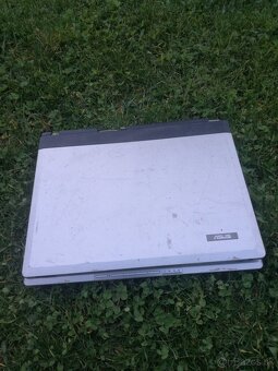 Predám ASUS - 2