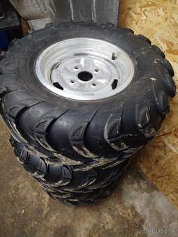 Hliníkové disky+pneu 12 - 2