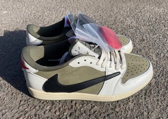 Jordan 1 Retro Travis Scott “Medium Olive” - 2