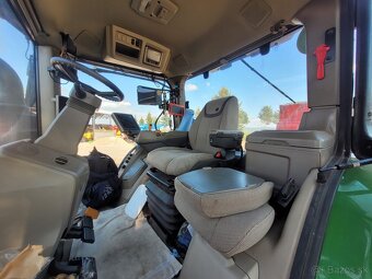 Taktor John Deere 8R410 - 2