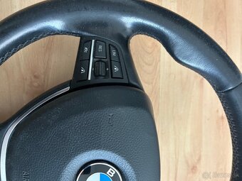 Predam volant BMW f10,f15,f01 - 2