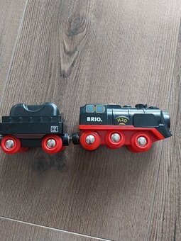Brio World Parná lokomotíva s vodnou nádržou na batérie - 2