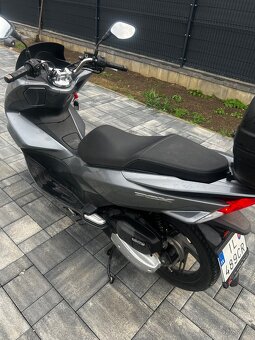 Predám hondu pcx 125 - 2