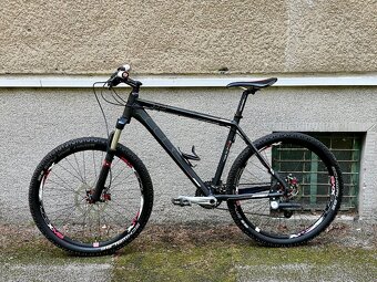 CUBE LTD CC 2012 · 100 mm FOX 32 vidlica · Shimano Deore XT - 2