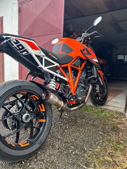 KTM 1290 - 2