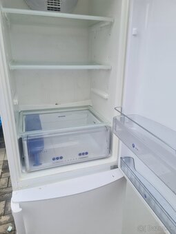 Whirlpool chladnička s mrazničkou A - 2
