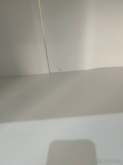 Skrinka s polickami - 2