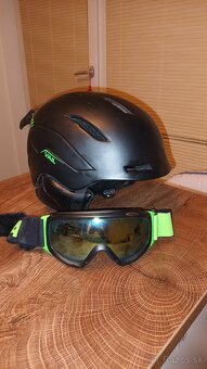 Lyžiarska prilba - 2