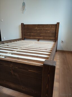 Predám manželské postele z masívu - 2