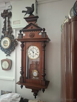 Predám funkčné nástenné hodiny Franz Hermle & Sohn polbicie - 2